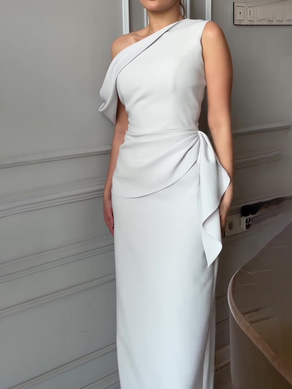 Off-Shoulder Sleeveless Maxi Dress – Solid Color Summer Outfit